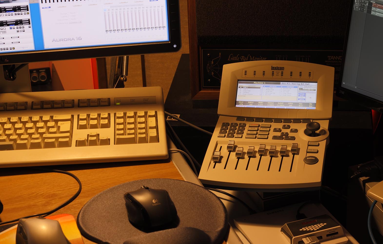 Lexicon 960L/LARC2 control unit