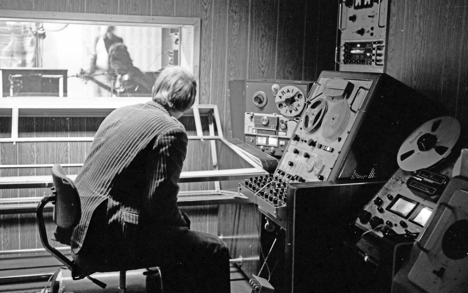 Control room at Kanaltorget Studio